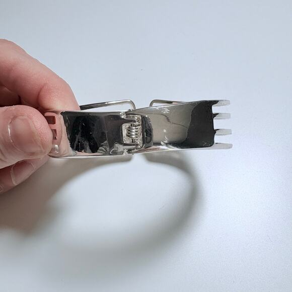 Lauren Napier Silver Plated Boho Chunky Hinged Cuff Bracelet - Costume Jewelry - Picture 4 of 6